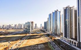 十一月入住地标酒店